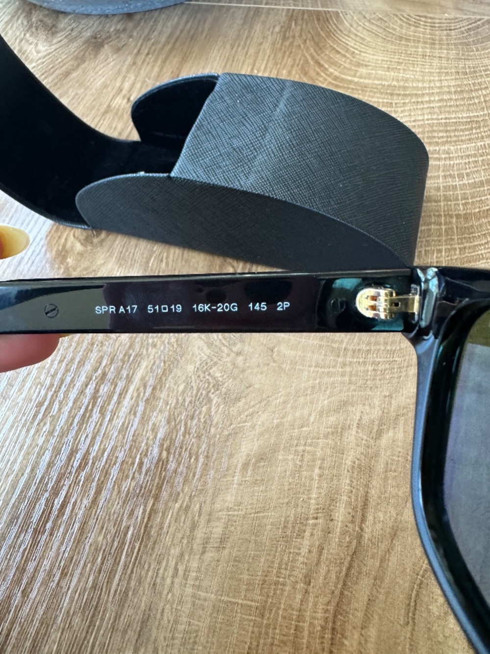 Prada sunglasses - Picture 7 of 7